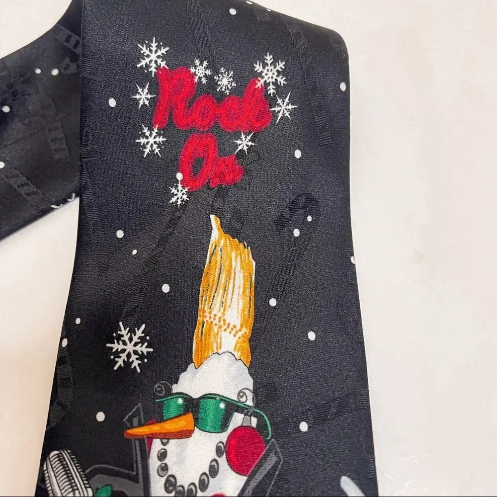 Yule‎ Tie Greetings Rocking Snowman Neck Tie